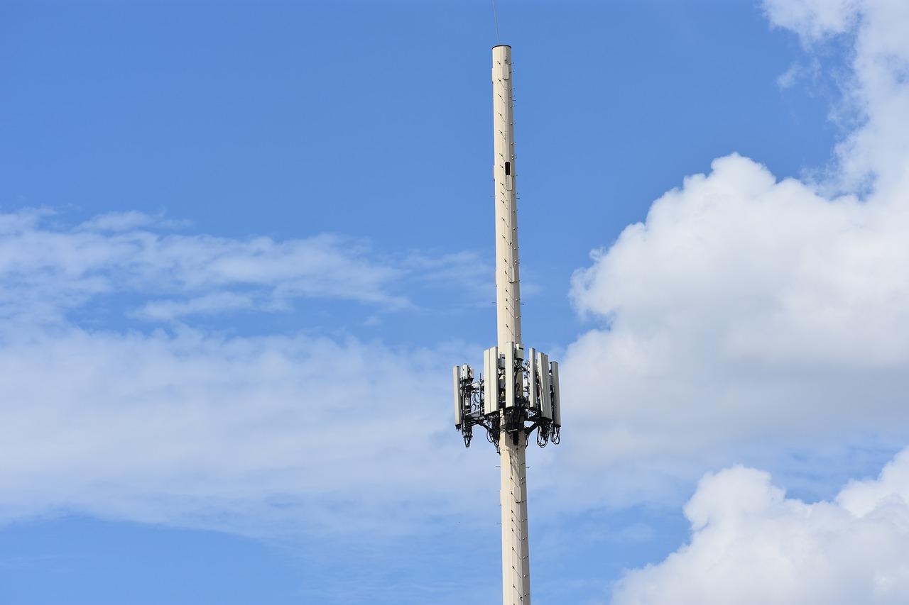 Rischio CEM: un pericolo invisibile per l’uomo